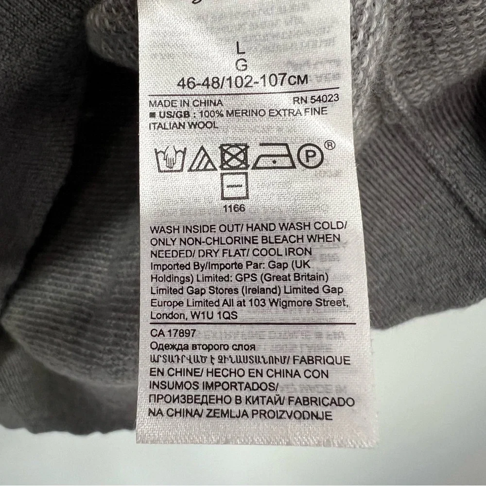 Banana Republic men Merino‎ Baruffa Wool sweater sizer L